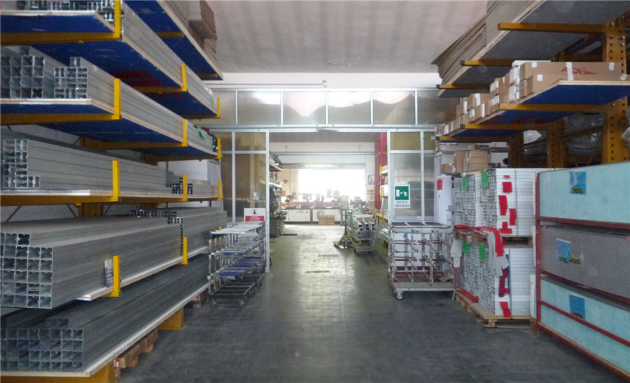 点意空间国际展览集团厂区仓库